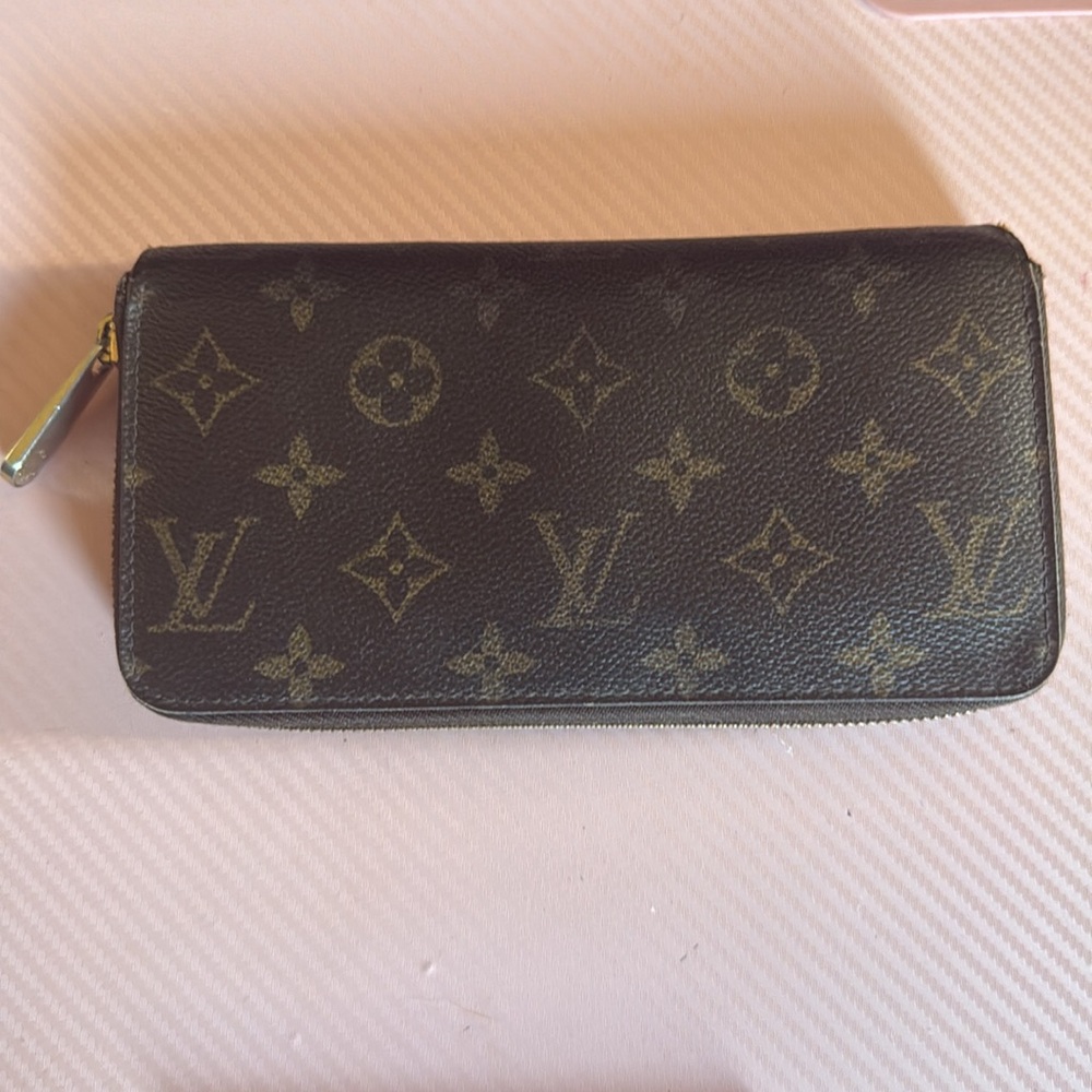 Louis Vuitton Wallet